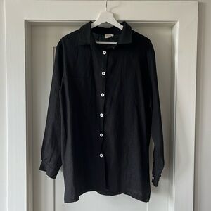Shelter Lloyd Linen black top